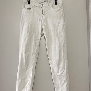 White size 6 crown and ivy jeans